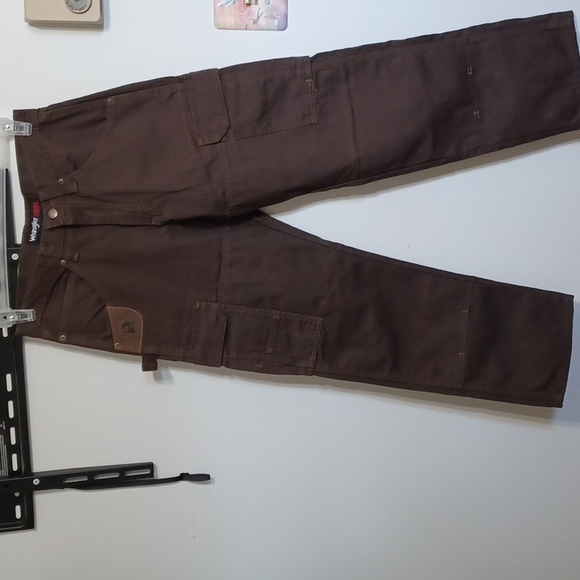 Wrangler Riggs - Picture 3 of 4